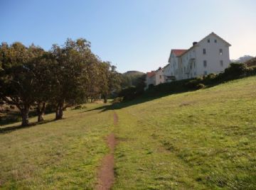 HEADLANDS TRAIL